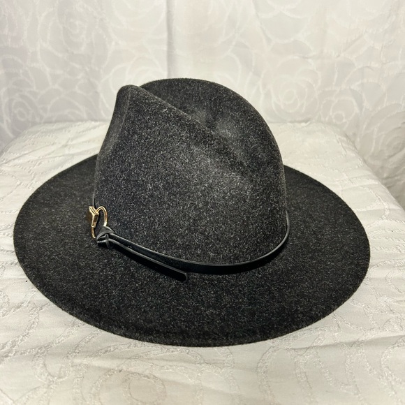 Accessories - Classic Gray Fedora Wool blend Hat. Non leather trim with gold accent. OSFA.